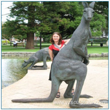 2016 New Design Life Size Brass Kangaroo Sculpture